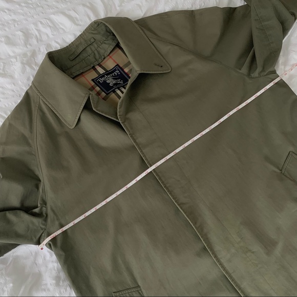 Vintage Burberry Trench Coat - Picture 13 of 17